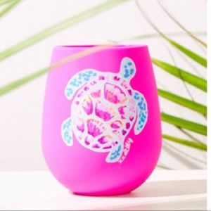 Lily Pulitzer Silicone Turtle Wine Cup